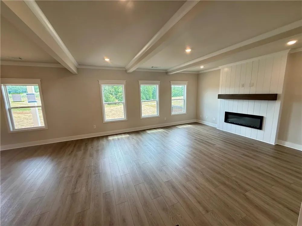 103 Chickadee Court Auburn, GA 30011