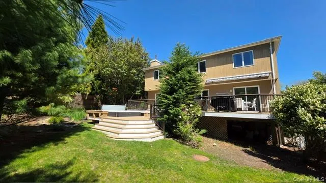 40 Hilltop Road Southampton, NY 11968
