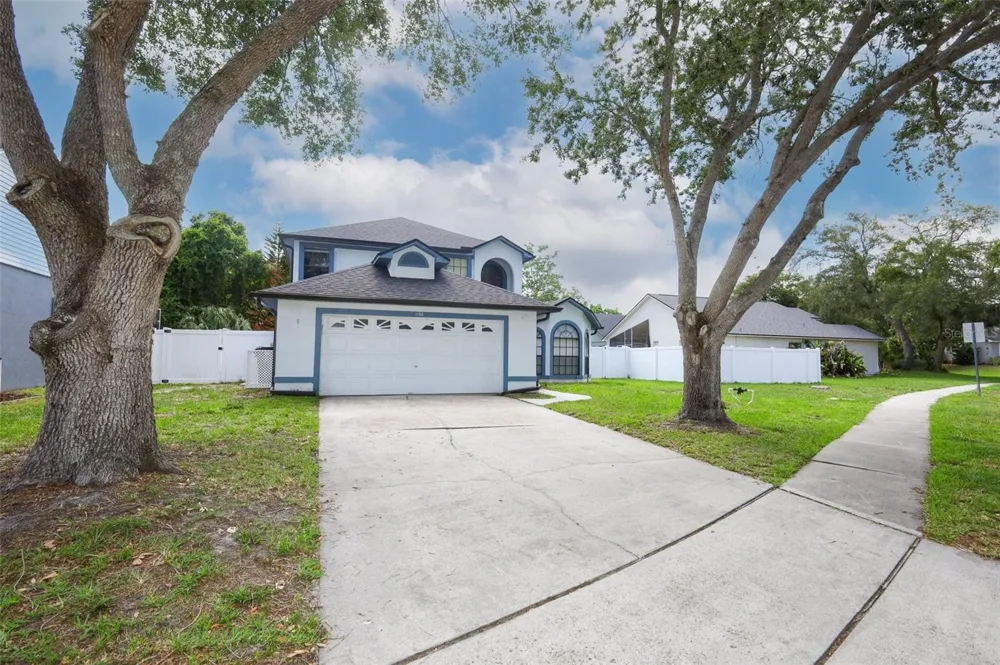 1152 TWIN RIVERS BOULEVARD Oviedo, FL 32766