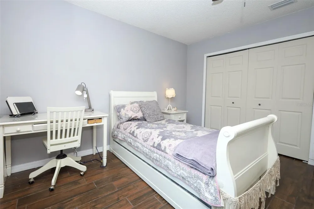 1152 TWIN RIVERS BOULEVARD Oviedo, FL 32766
