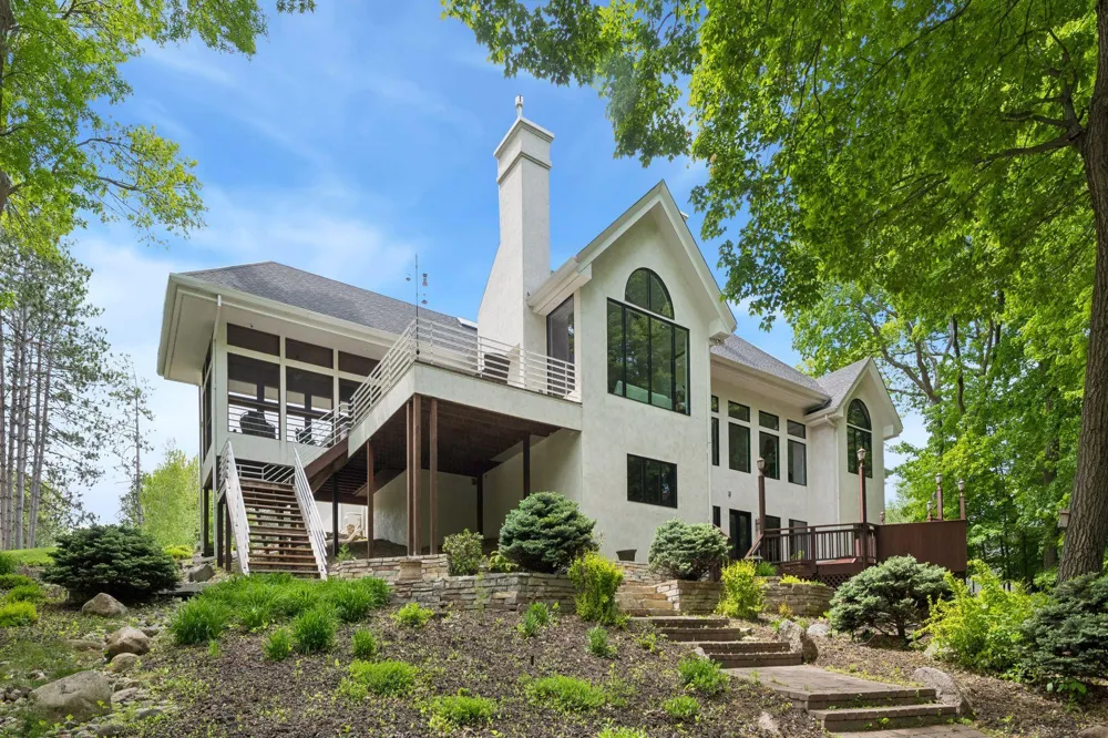 4355 Trillium Lane W Minnetrista, MN 55364