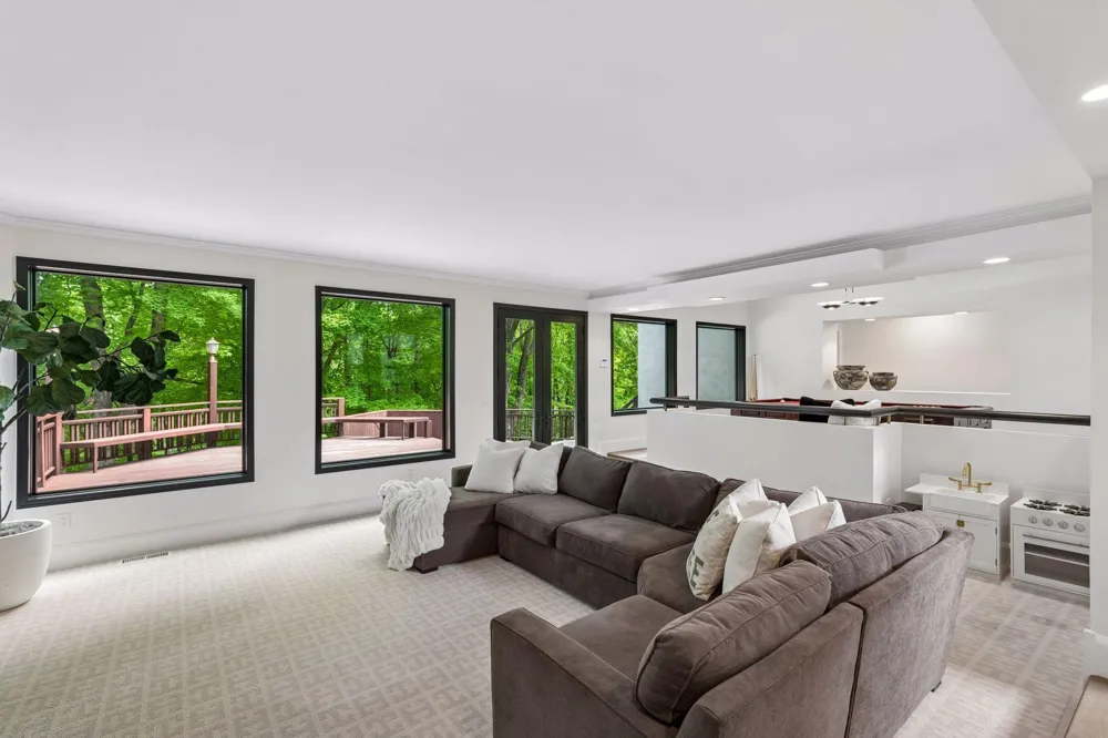 4355 Trillium Lane W Minnetrista, MN 55364