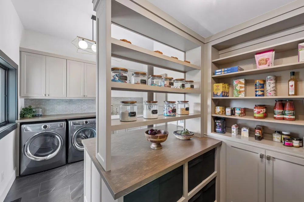 4355 Trillium Lane W Minnetrista, MN 55364