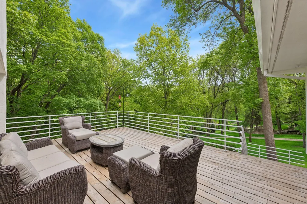 4355 Trillium Lane W Minnetrista, MN 55364