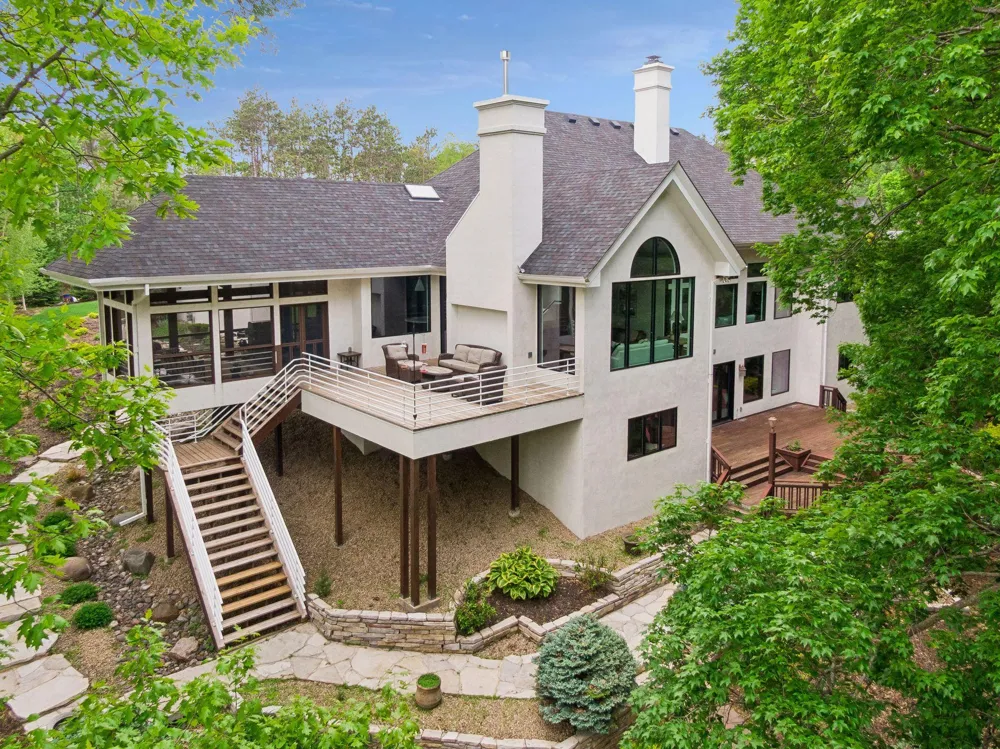 4355 Trillium Lane W Minnetrista, MN 55364