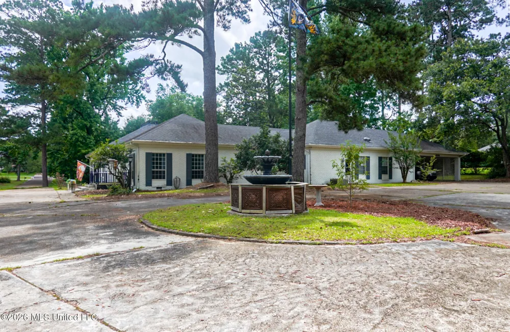 1605 Lissa Drive Mccomb, MS 39648