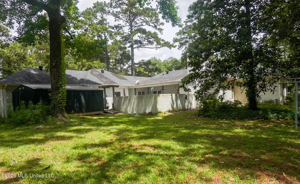 1605 Lissa Drive Mccomb, MS 39648