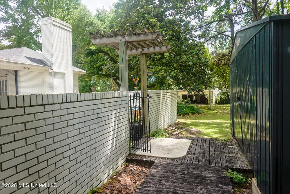1605 Lissa Drive Mccomb, MS 39648