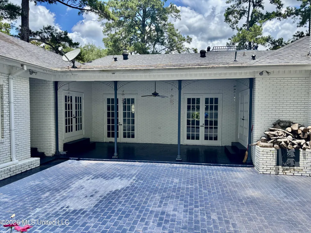 1605 Lissa Drive Mccomb, MS 39648