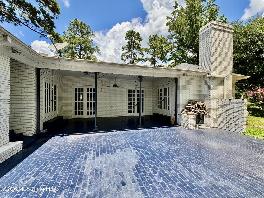1605 Lissa Drive Mccomb, MS 39648