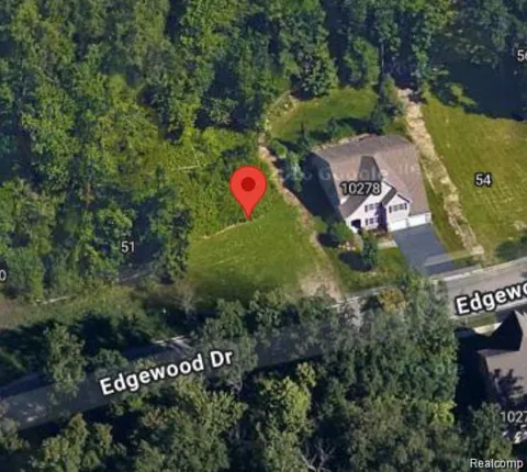 52 Edgewood Drive