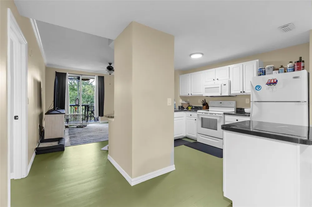 5601 BENTGRASS DRIVE #102 Sarasota, FL 34235