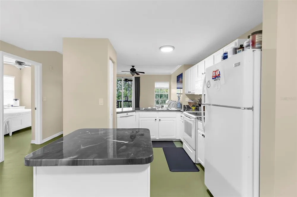 5601 BENTGRASS DRIVE #102 Sarasota, FL 34235