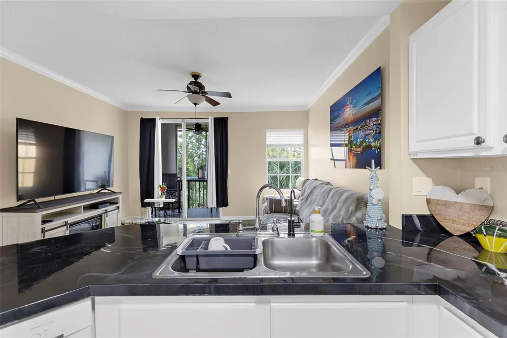 5601 BENTGRASS DRIVE #102 Sarasota, FL 34235