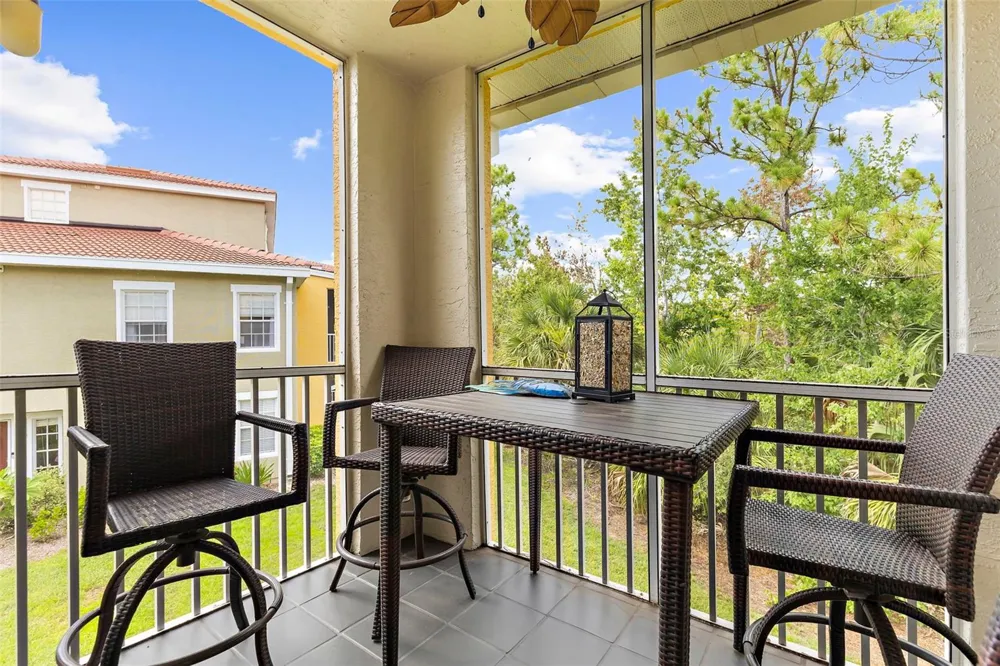 5601 BENTGRASS DRIVE #102 Sarasota, FL 34235