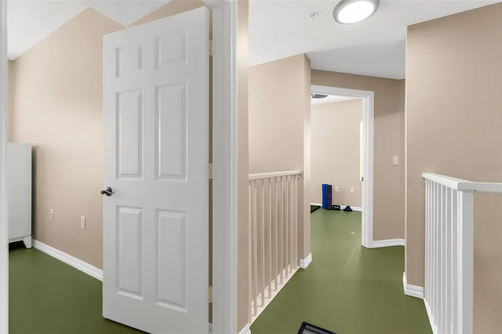 5601 BENTGRASS DRIVE #102 Sarasota, FL 34235