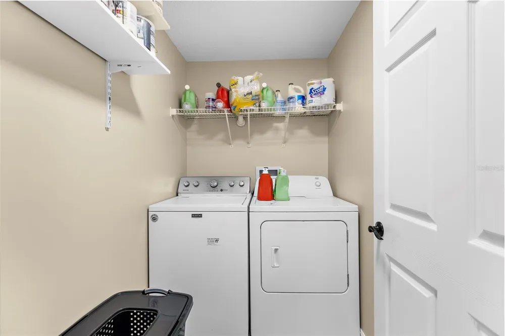 5601 BENTGRASS DRIVE #102 Sarasota, FL 34235