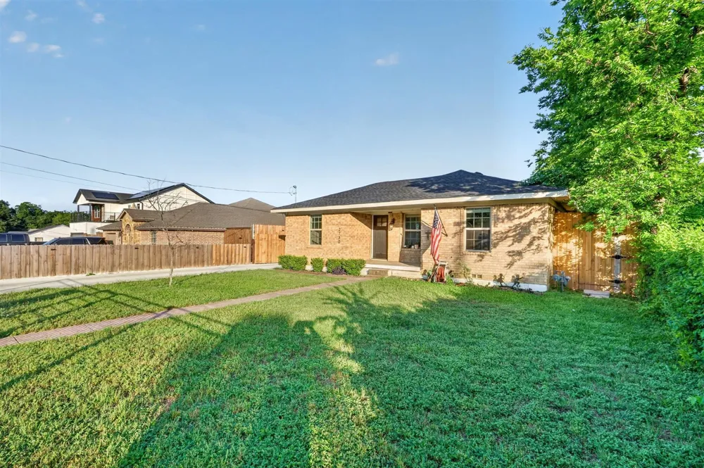 2730 Marjorie Avenue Dallas, TX 75216