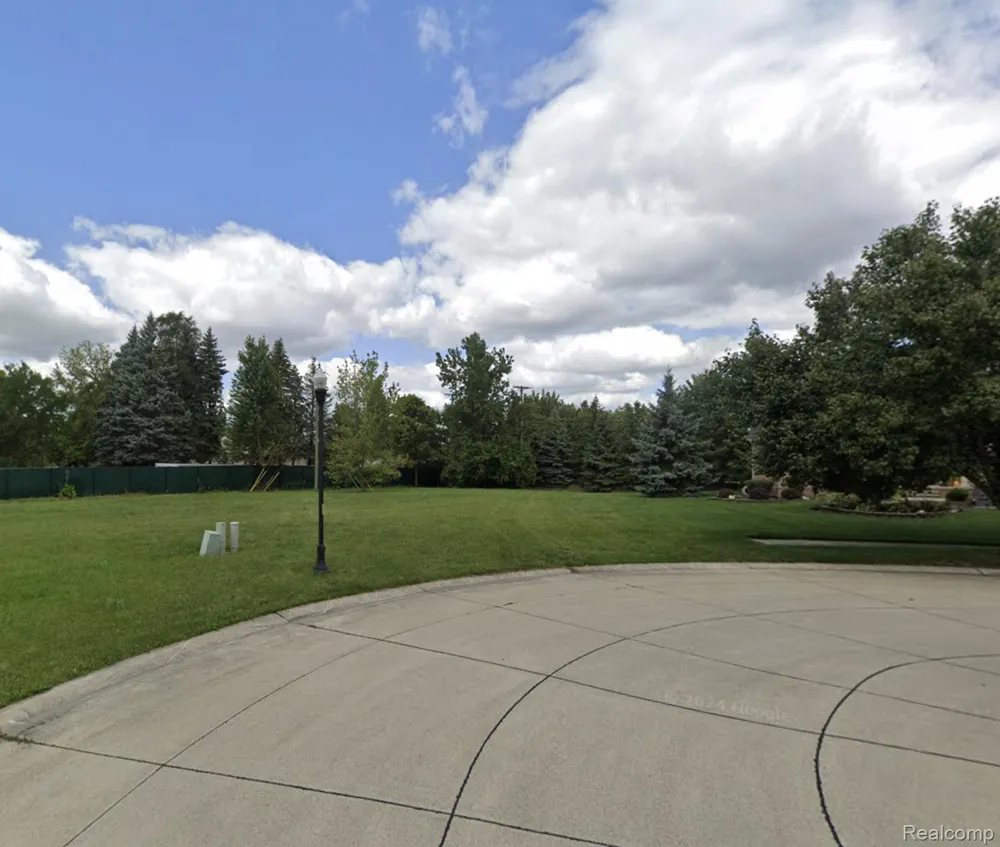 13110 Torry Pines Court Taylor City, MI 48180