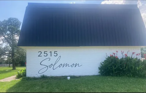 2515 Solomon Drive