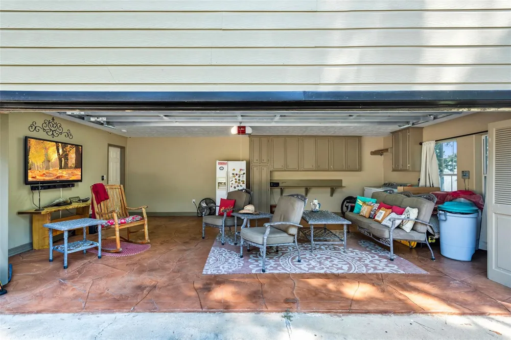 200 Trott Lane Point Blank, TX 77364