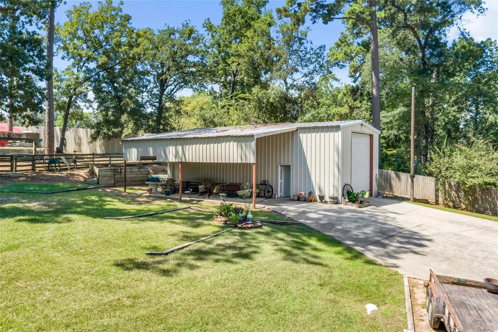 200 Trott Lane Point Blank, TX 77364
