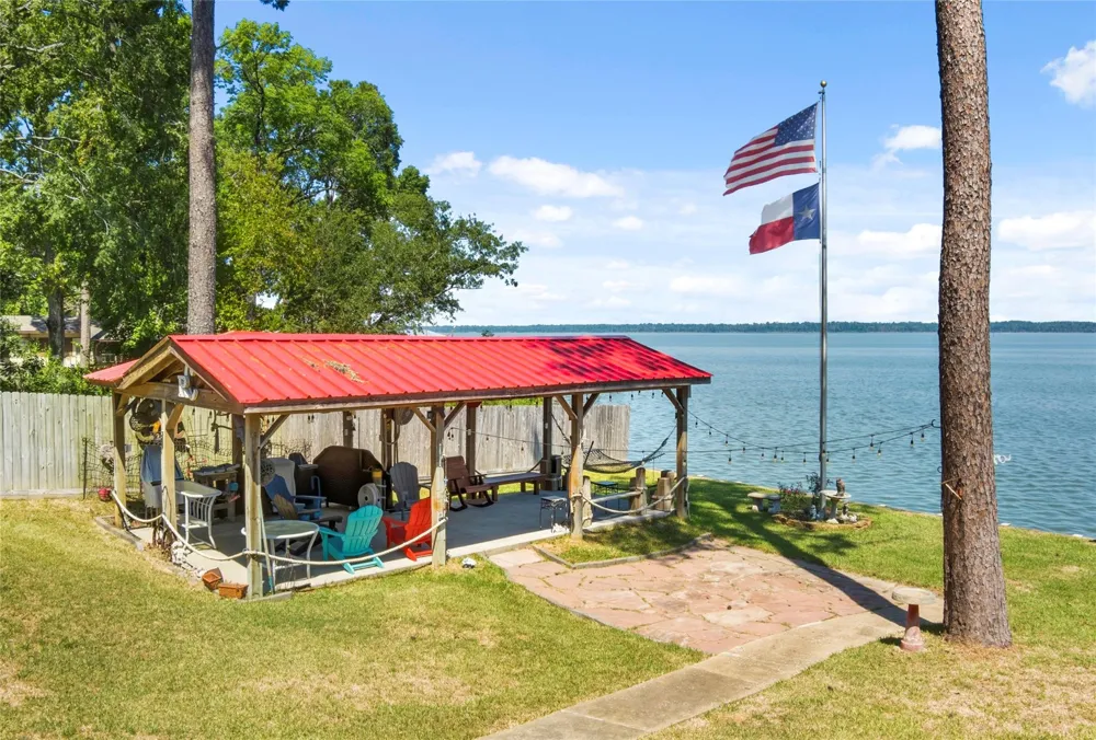 200 Trott Lane Point Blank, TX 77364