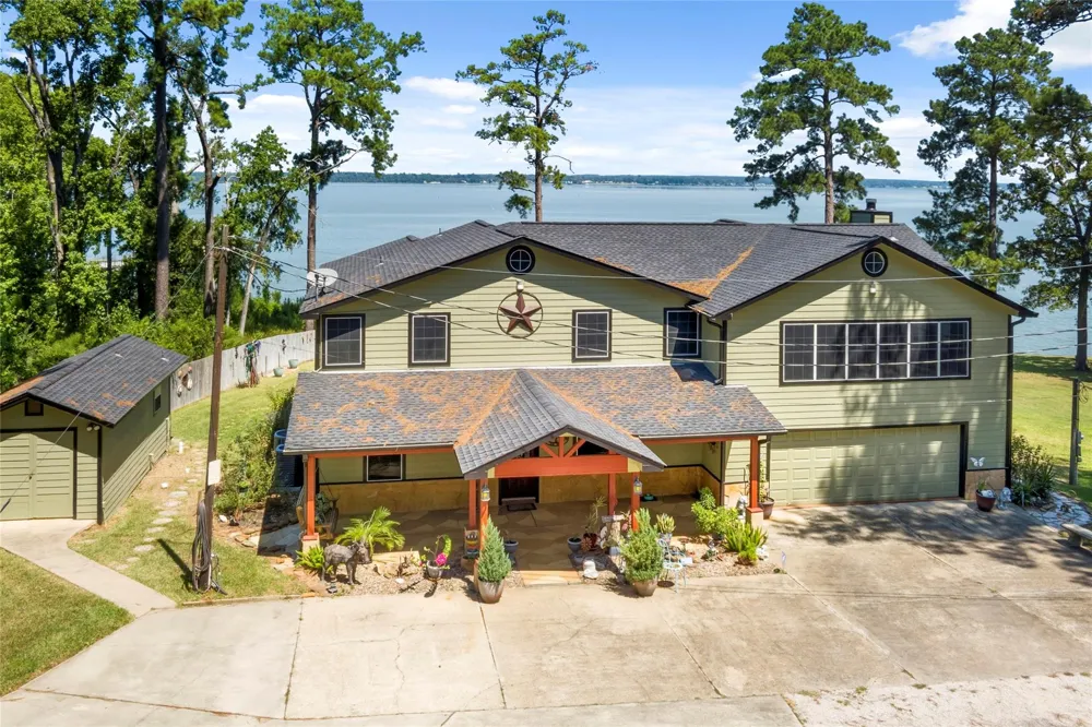 200 Trott Lane Point Blank, TX 77364