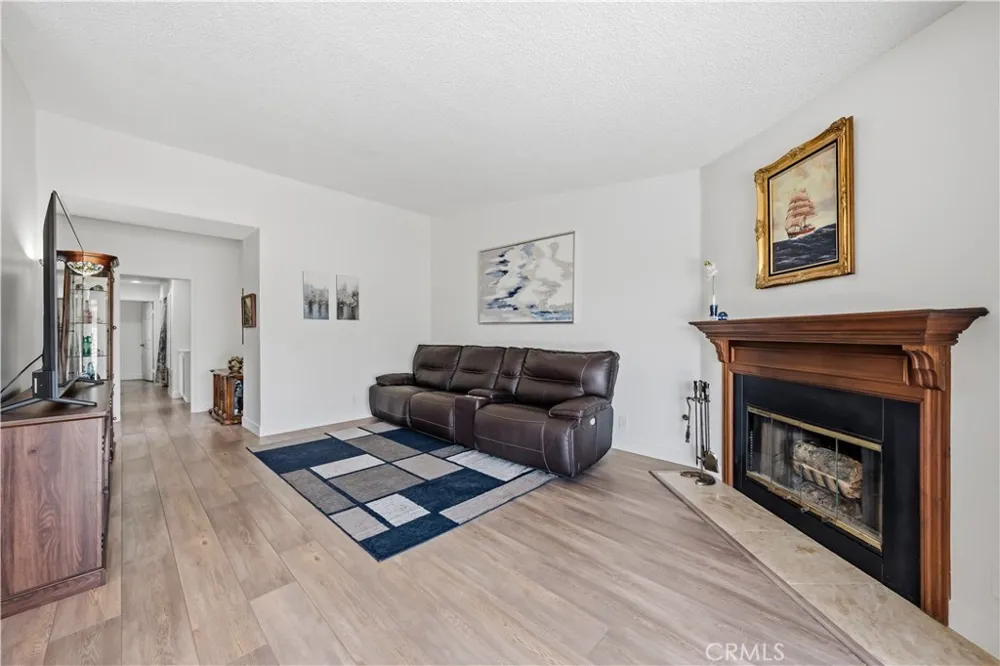 963 Shady Lane Glendora, CA 91740