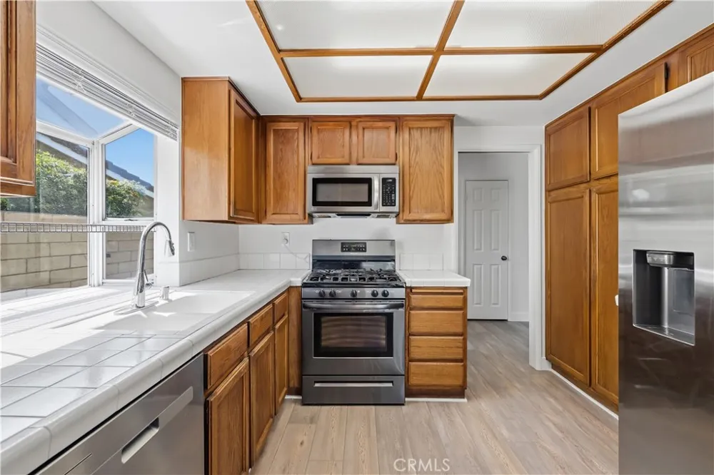 963 Shady Lane Glendora, CA 91740