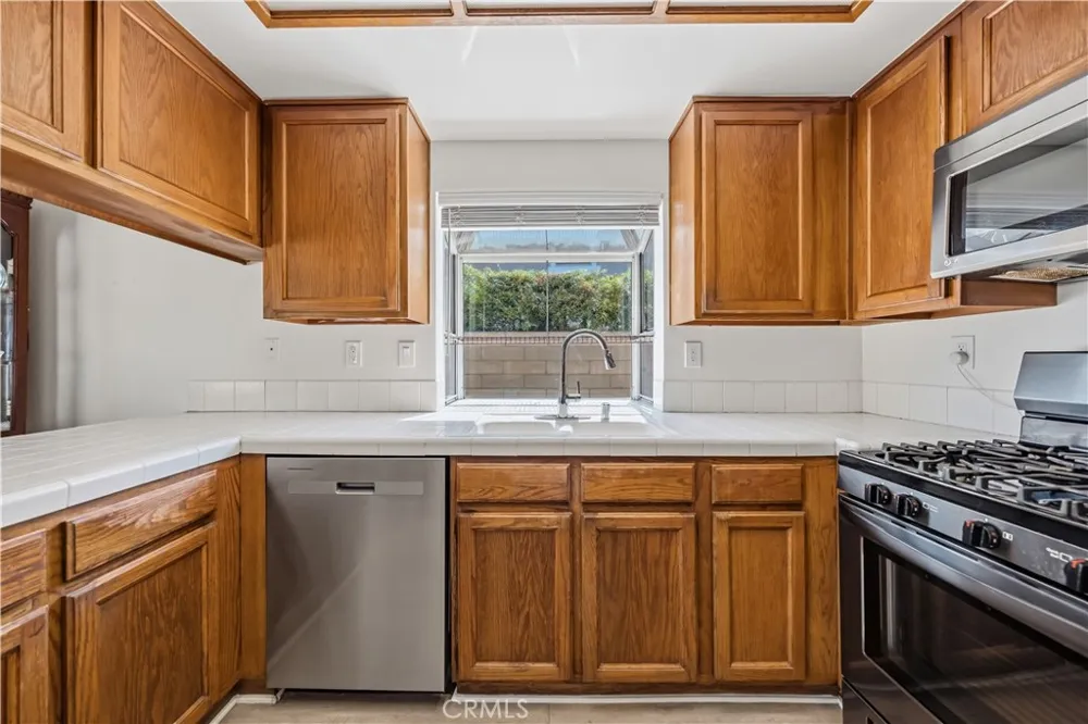 963 Shady Lane Glendora, CA 91740