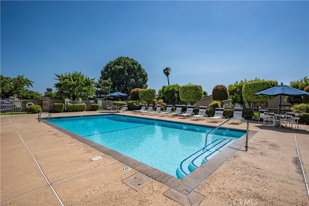 963 Shady Lane Glendora, CA 91740