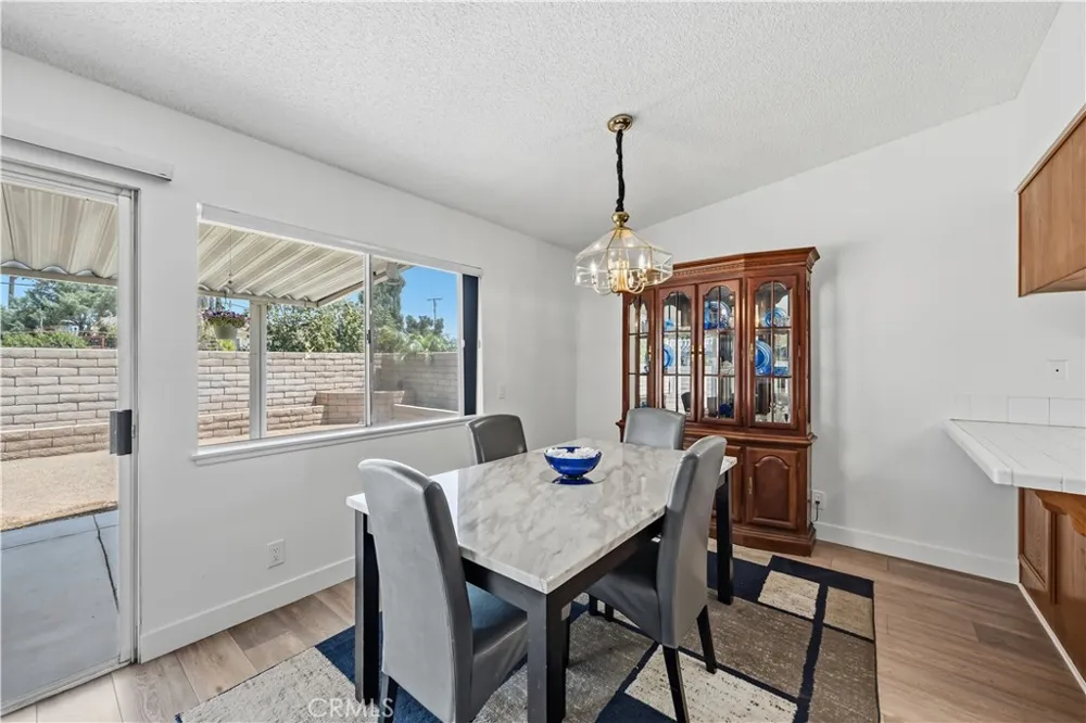 963 Shady Lane Glendora, CA 91740