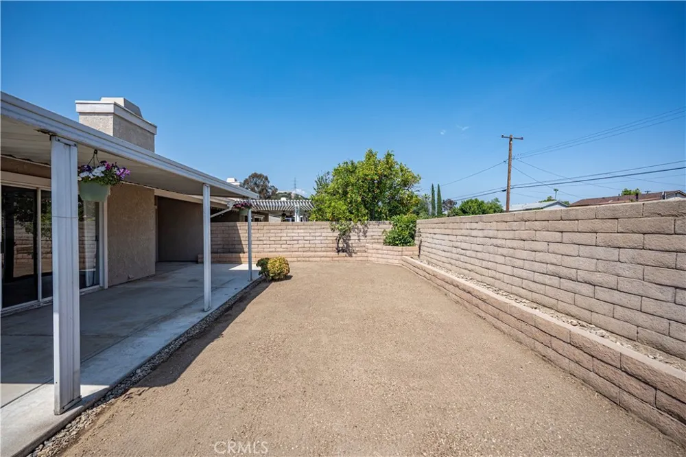 963 Shady Lane Glendora, CA 91740