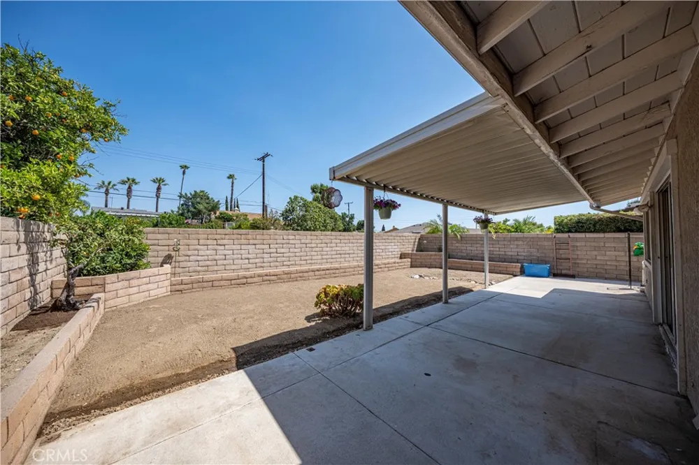 963 Shady Lane Glendora, CA 91740