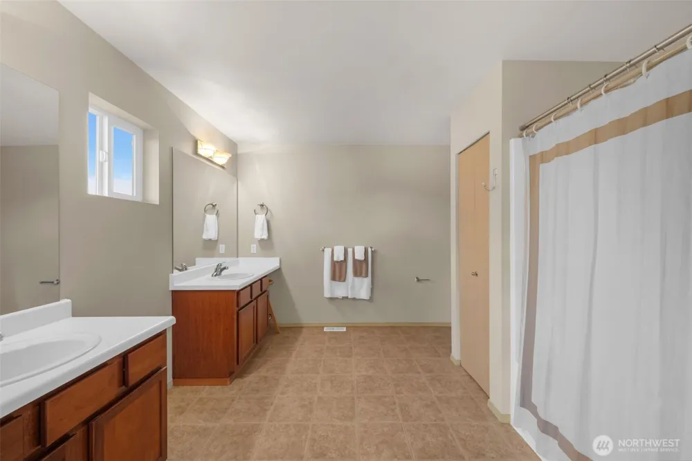 20489 Rustic View Rd SE Monroe, WA 98272