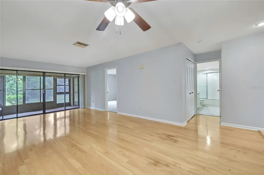 63 DOUGLAS STREET #11 Homosassa, FL 34446