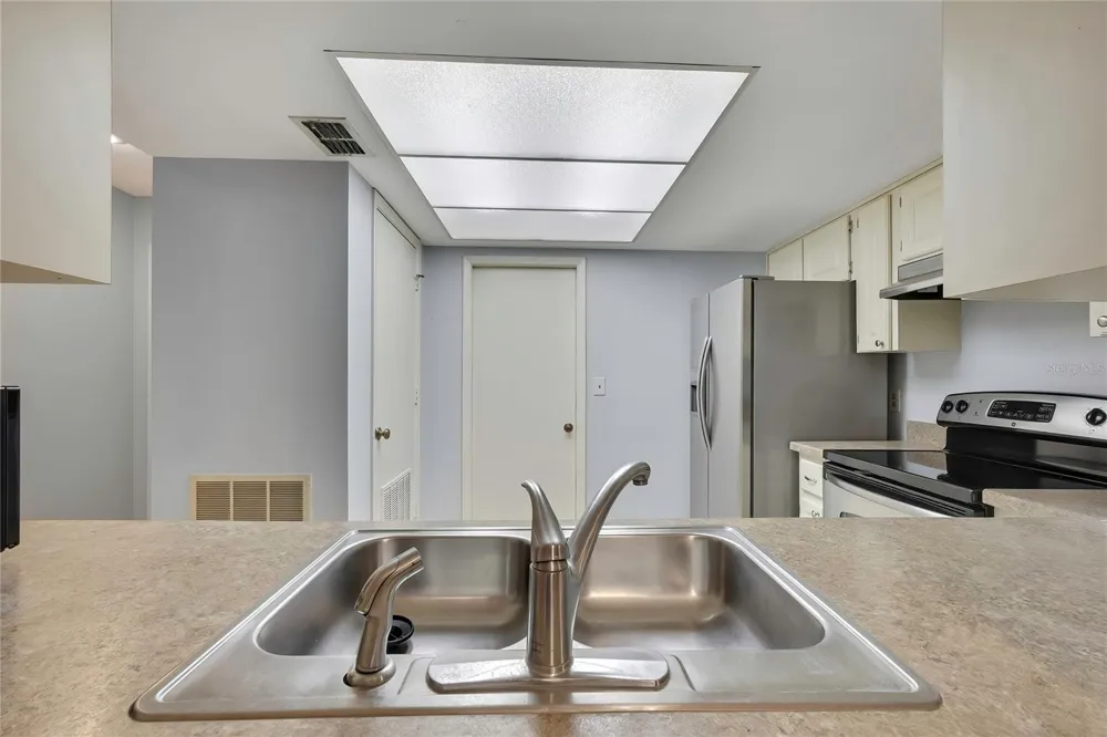 63 DOUGLAS STREET #11 Homosassa, FL 34446