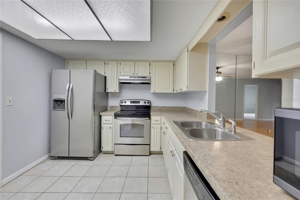 63 DOUGLAS STREET #11 Homosassa, FL 34446