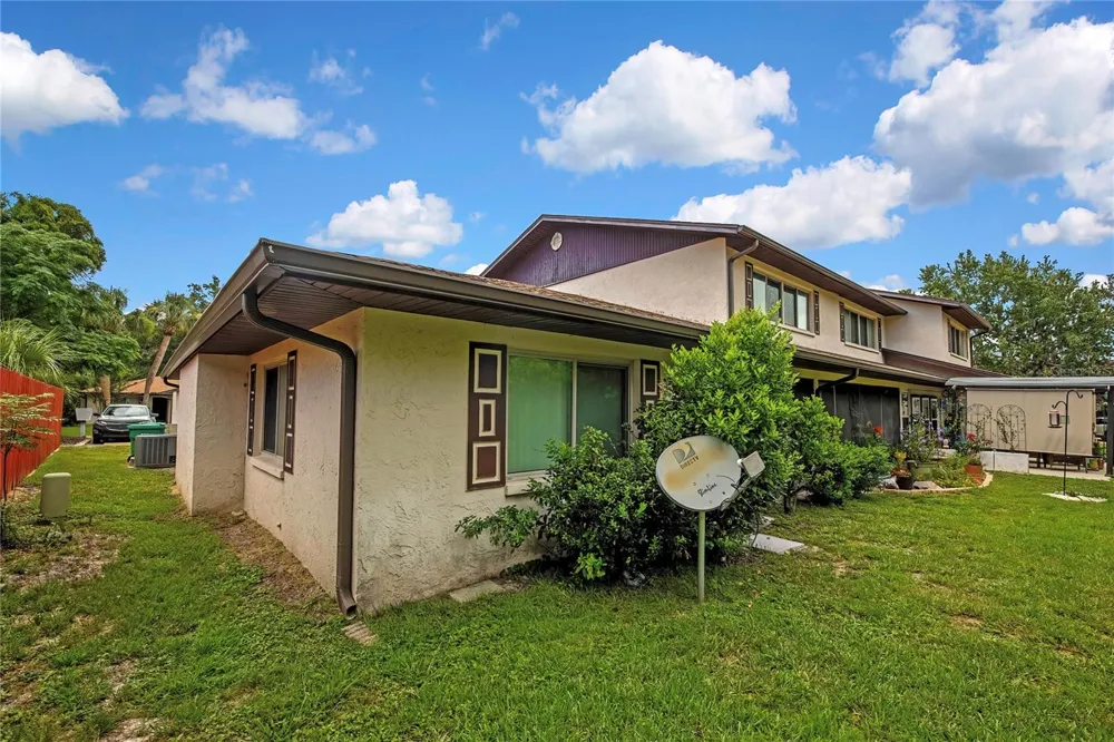 63 DOUGLAS STREET #11 Homosassa, FL 34446