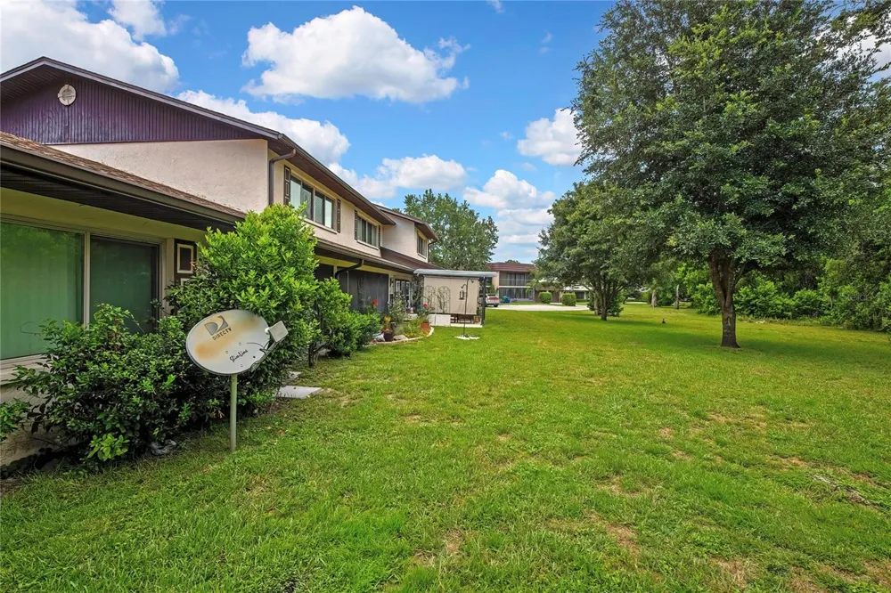 63 DOUGLAS STREET #11 Homosassa, FL 34446
