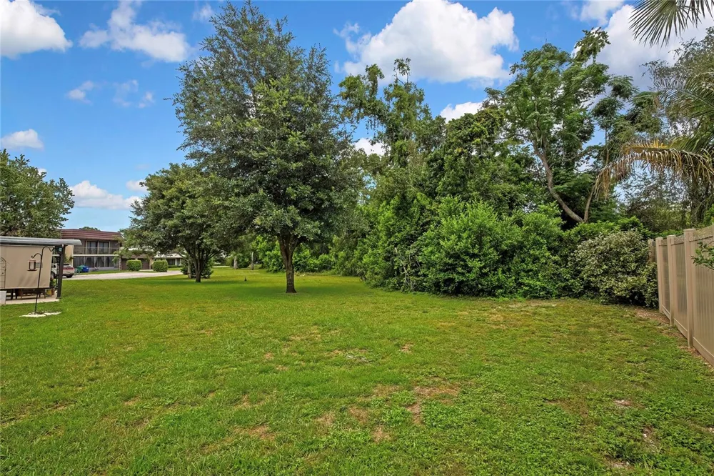 63 DOUGLAS STREET #11 Homosassa, FL 34446