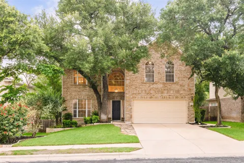 3713 Norman Loop