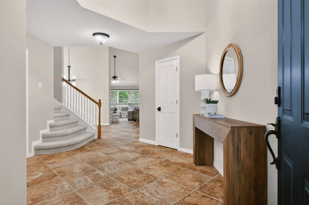 3713 Norman Loop Round Rock, TX 78664