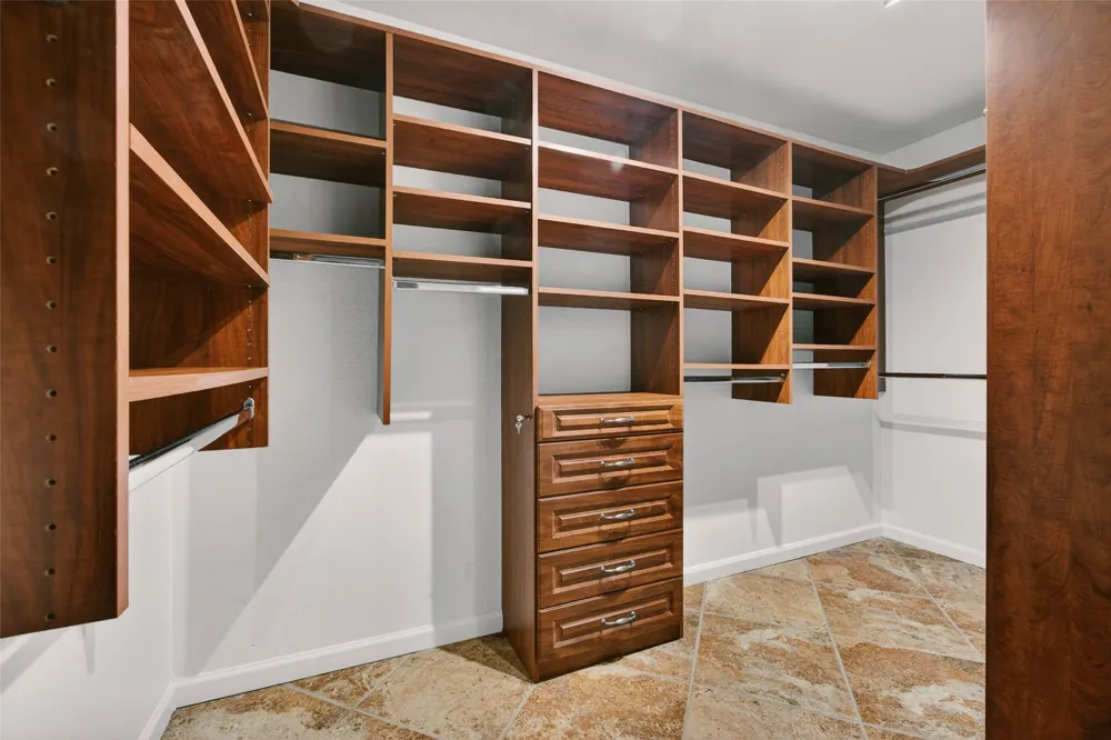 3713 Norman Loop Round Rock, TX 78664