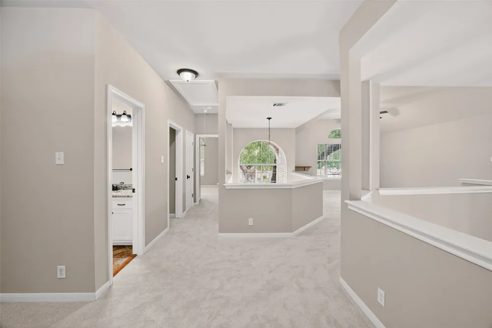3713 Norman Loop Round Rock, TX 78664