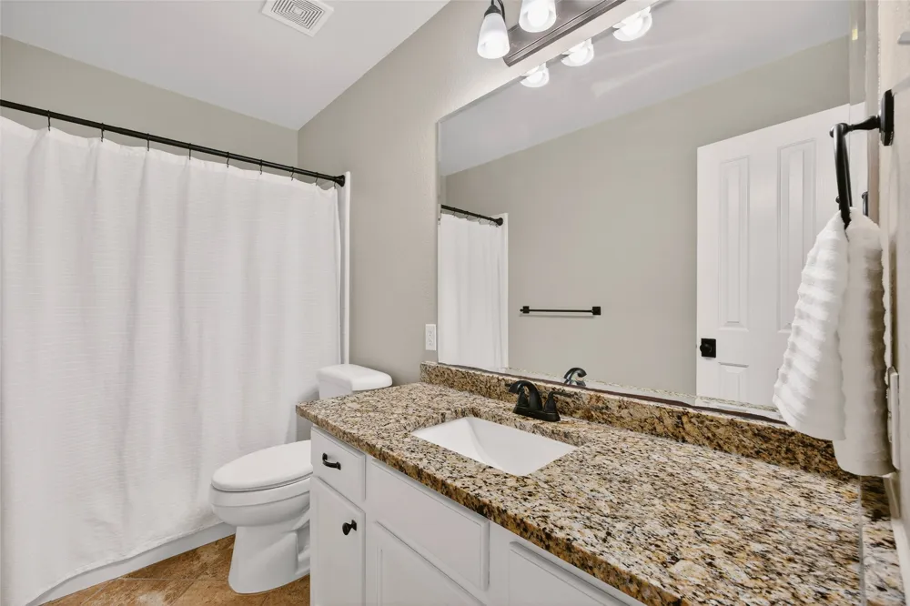 3713 Norman Loop Round Rock, TX 78664
