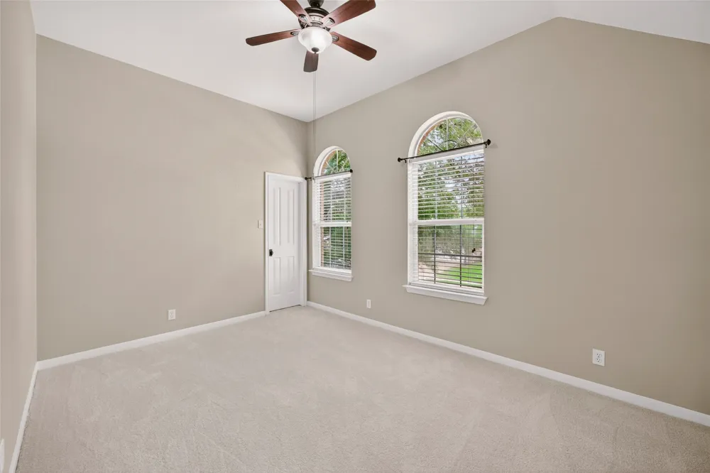 3713 Norman Loop Round Rock, TX 78664