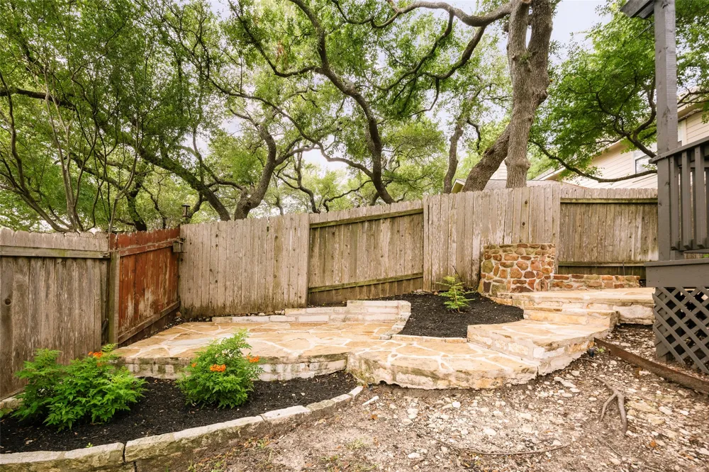 3713 Norman Loop Round Rock, TX 78664