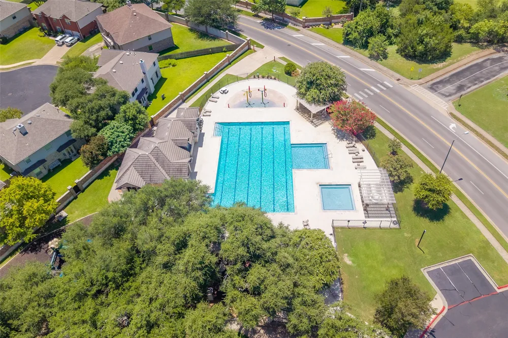 3713 Norman Loop Round Rock, TX 78664